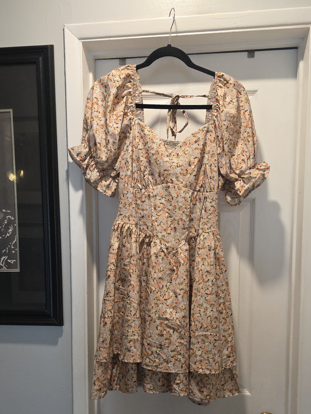 SHEIN Cream Floral Puff-Sleeve High-Low Dress